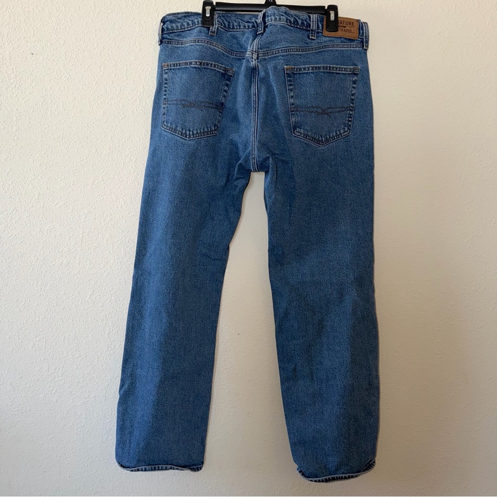 Signature by Levi Strauss Men's Blue Relaxed Jeans denim 38x32 - Picture 4 of 5